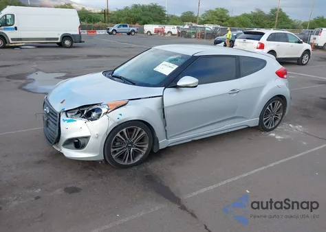 2016 Hyundai Veloster Turbo z USA, uszkodzony, nr VIN KMHTC6AE3GU289357